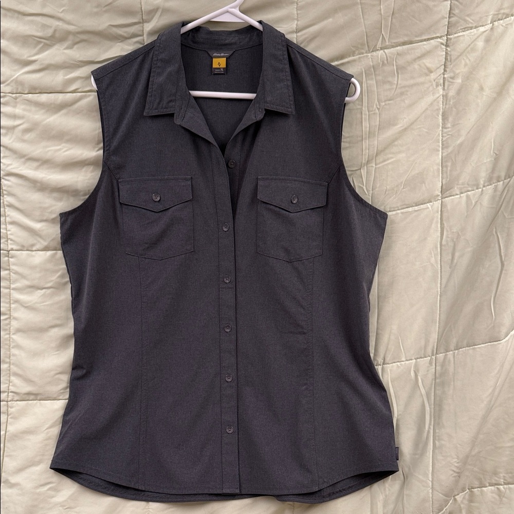 Eddie Bauer Dark Gray Sleeveless Button Down Shirt